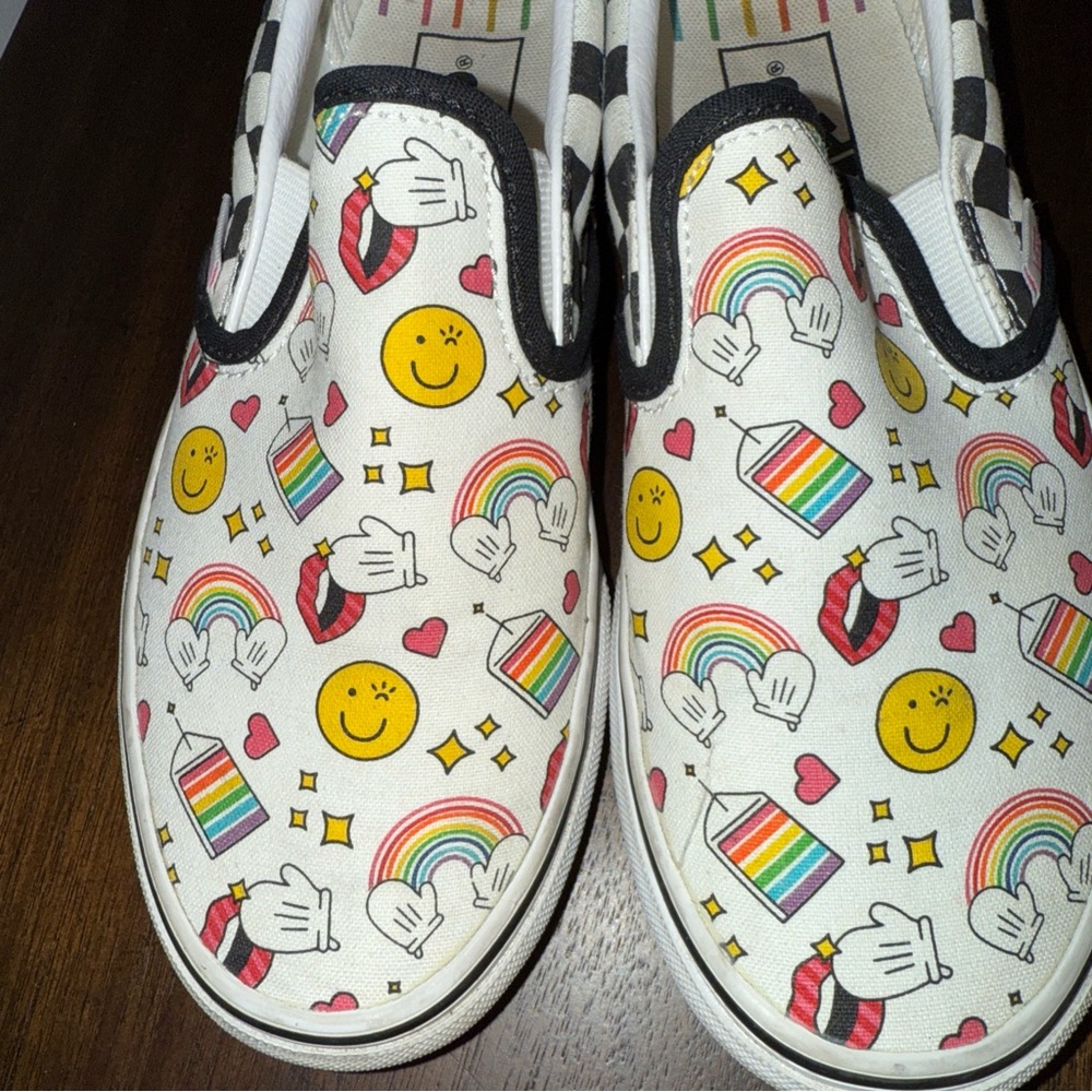 Vans Classic Flour Shop Amira H Kassem collab Rainbow  Shoes Size W6.5 M5 - Picture 4 of 10